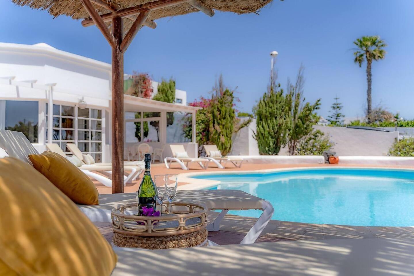 Amazing 3 Bedroom Ocean View With Pool Tias Ngoại thất bức ảnh