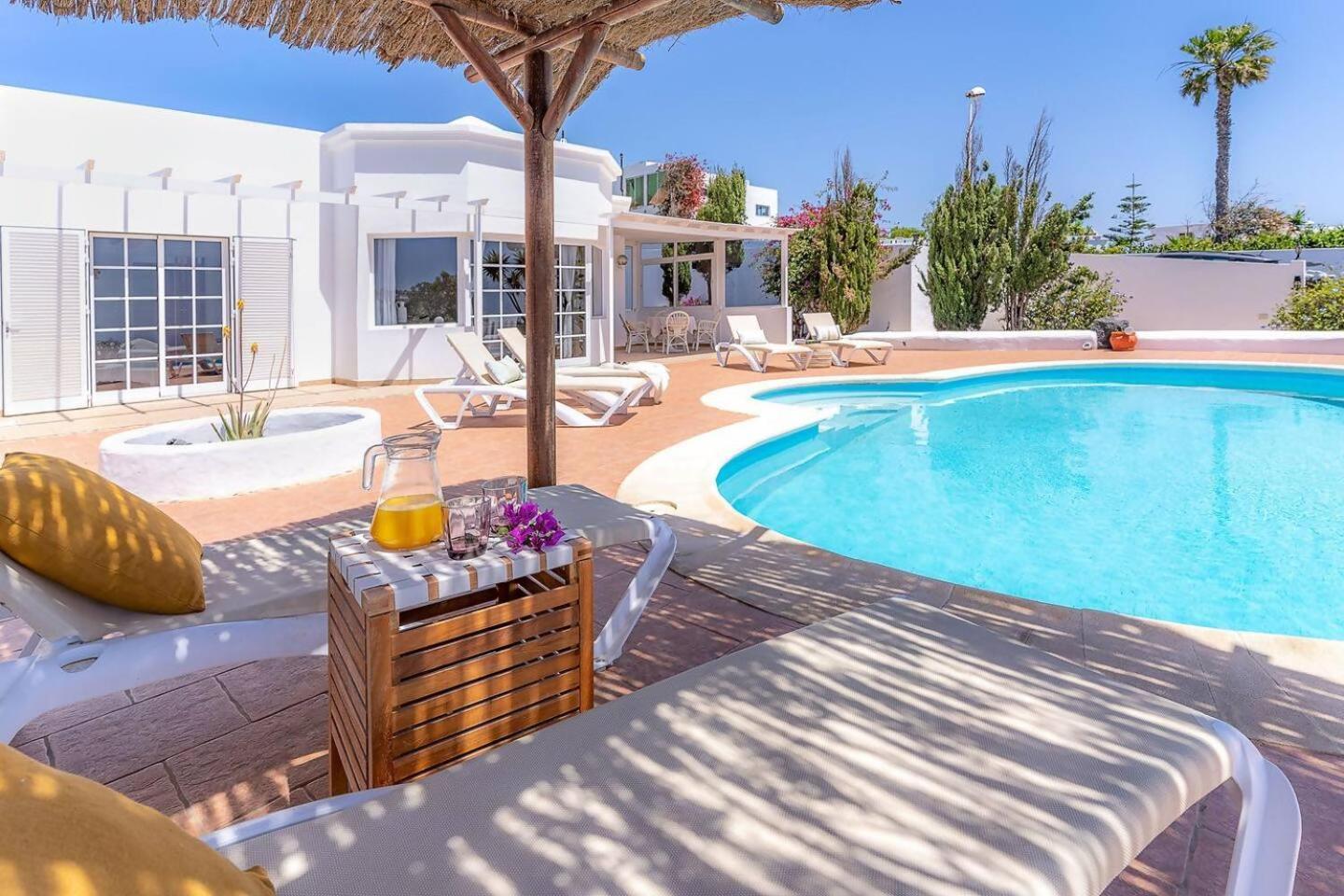 Amazing 3 Bedroom Ocean View With Pool Tias Ngoại thất bức ảnh