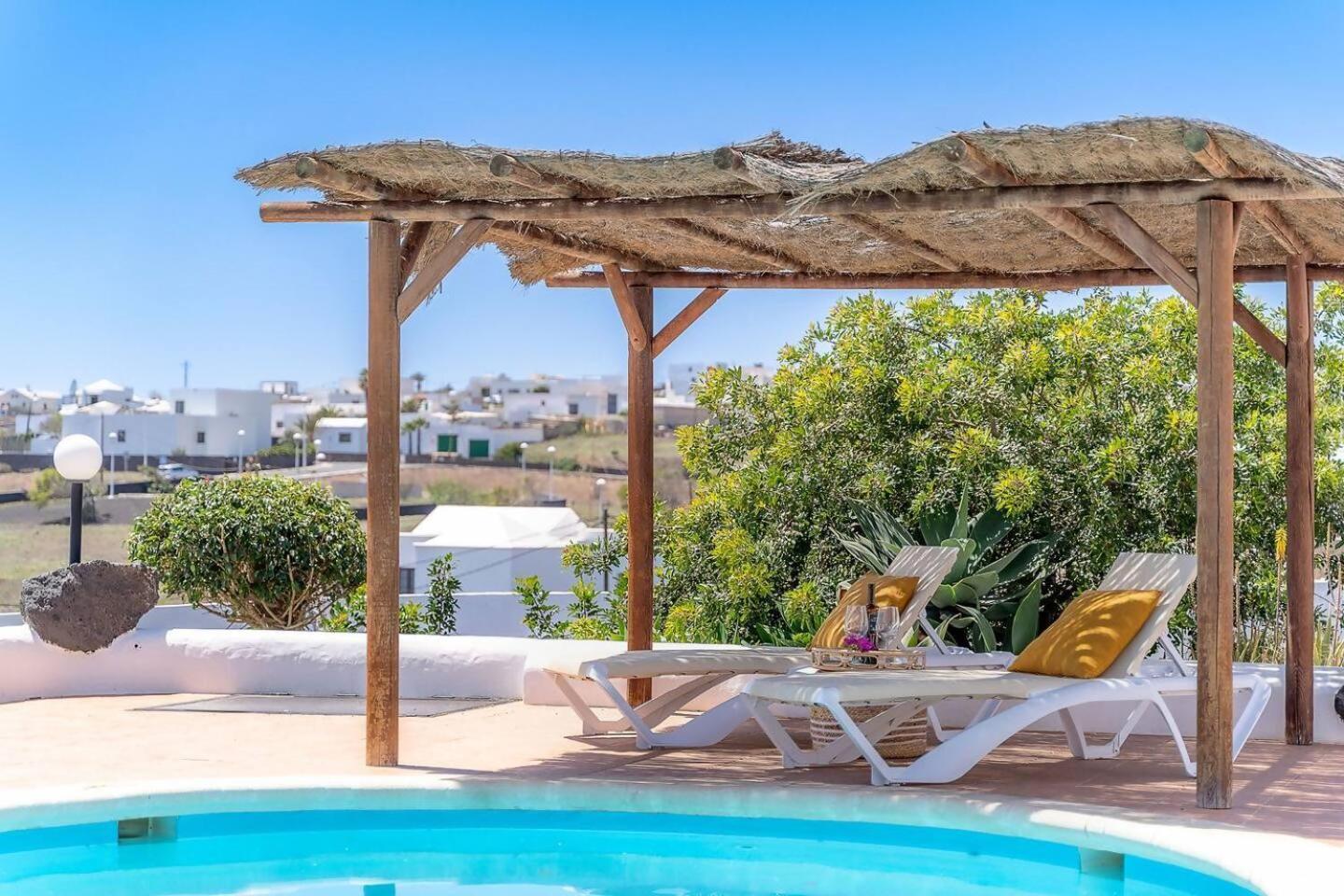 Amazing 3 Bedroom Ocean View With Pool Tias Ngoại thất bức ảnh