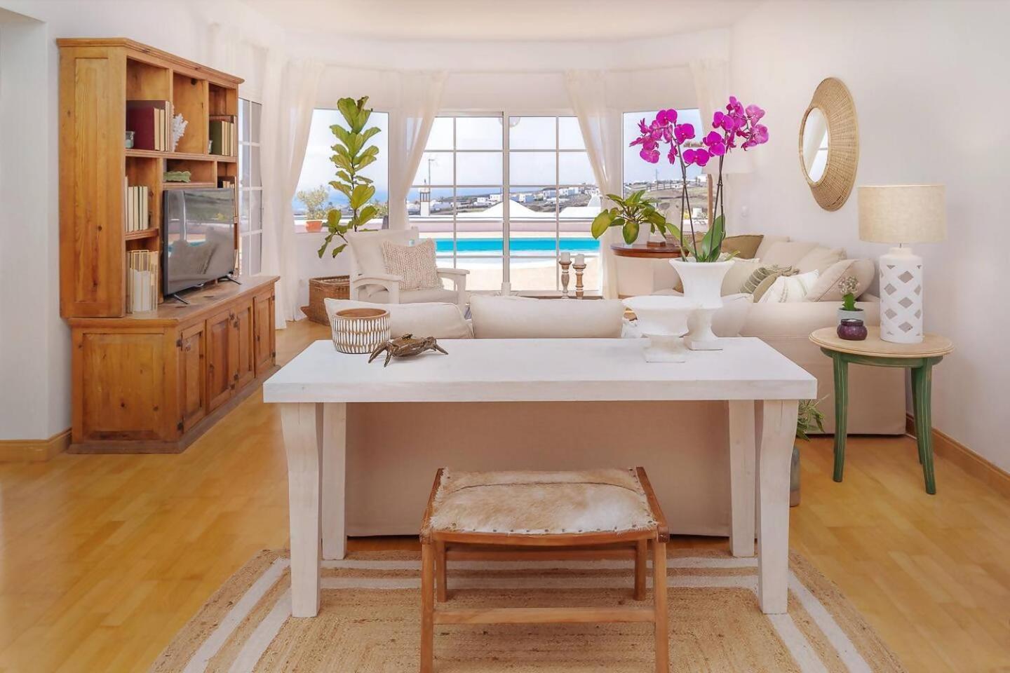 Amazing 3 Bedroom Ocean View With Pool Tias Ngoại thất bức ảnh